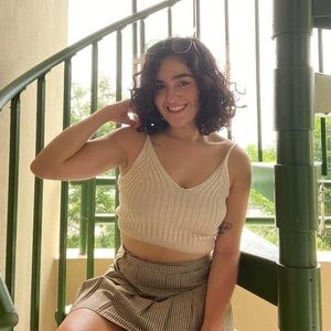 Meet your Posher, Isabel